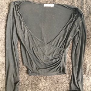 Cropped Black Long Sleeve